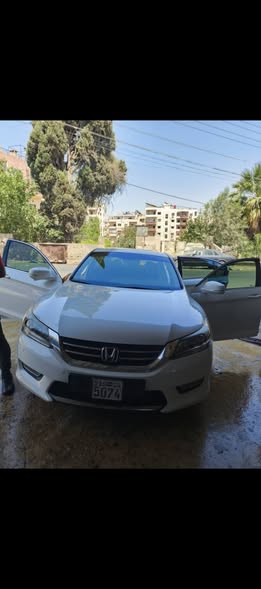 هوندا أكورد 2013 - صورة 1