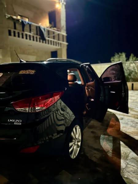 هيونداي توسان 2012 - صورة 2