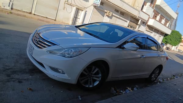 هيونداي سوناتا 2012 - صورة 1