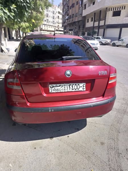 سكودا اوكتافيا 2006 - صورة 5