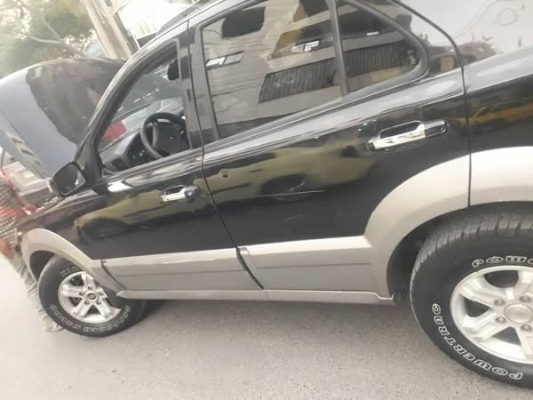 كيا Sorento 2005 - صورة 2