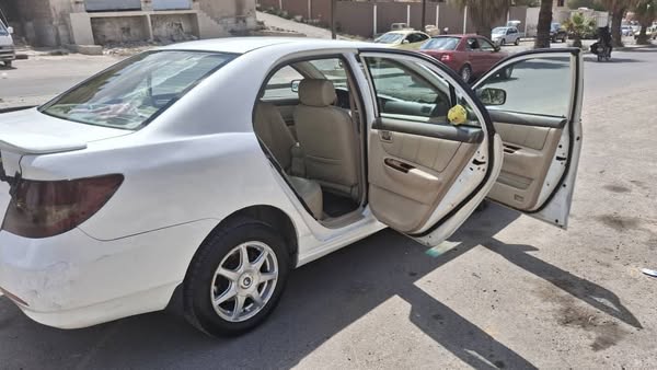 BYD F3 2007 - صورة 1