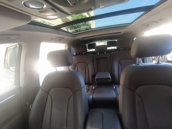 Audi Q7 2009 - صورة 4