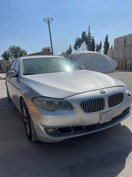 BMW 523i 2013 - صورة 3