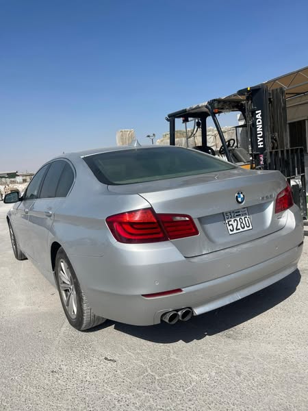 BMW 523i 2013 - صورة 4