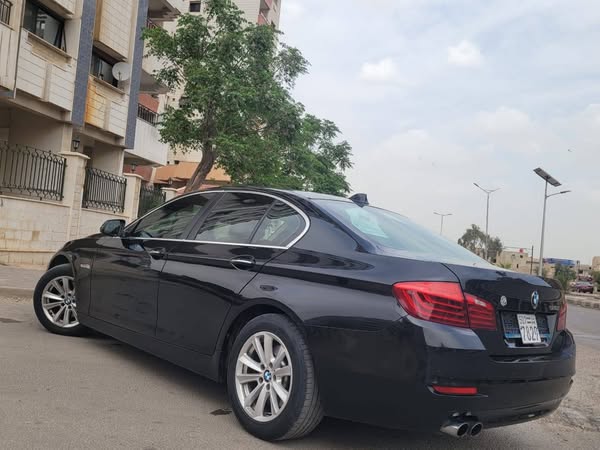 بي ام دبليو 520i 2015 - صورة 2
