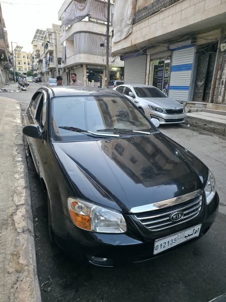 كيا سيراتو 2009 - صورة 4