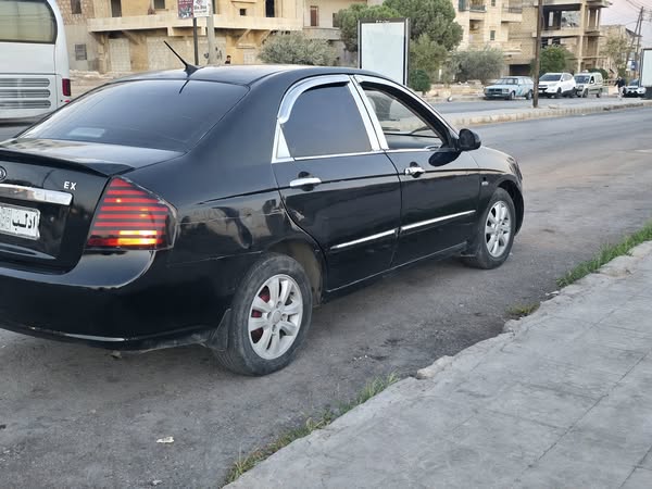 كيا سيراتو 2009 - صورة 5