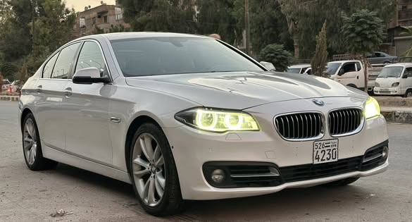 BMW 5 Series 2015 - صورة 1
