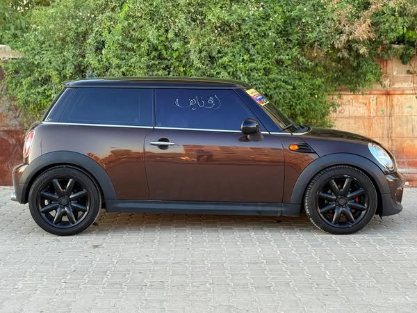 MINI Cooper 2012 - صورة 5