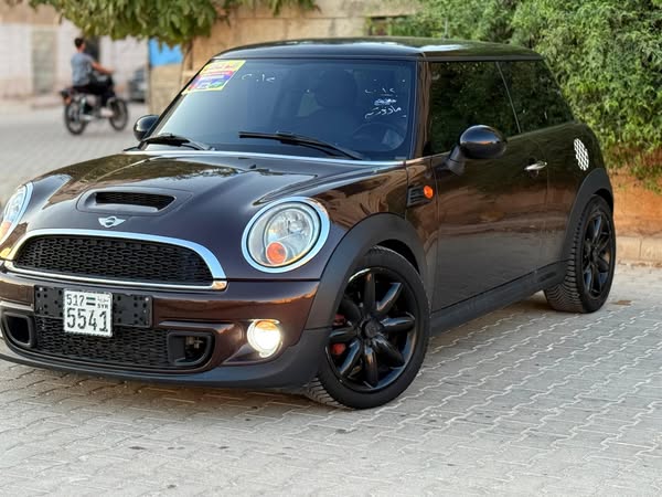 MINI Cooper 2012 - صورة 2