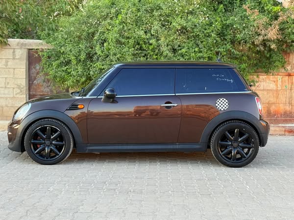 MINI Cooper 2012 - صورة 4