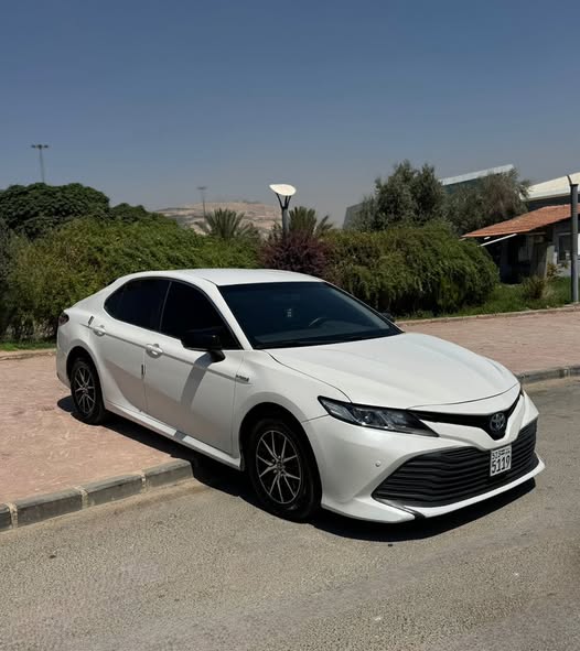 تويوتا كامري 2020 - صورة 1