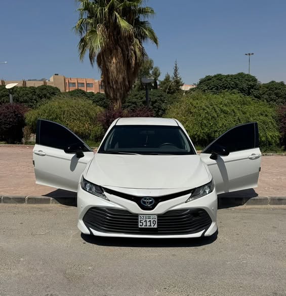 تويوتا كامري 2020 - صورة 2