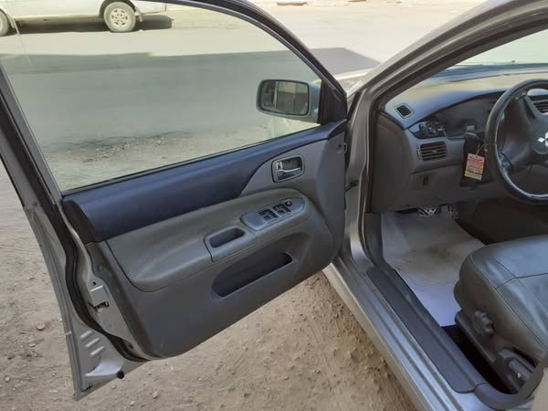 ميتسوبيشي لانسر 2007 - صورة 1