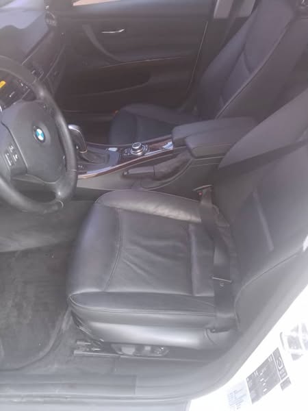 BMW 320 2012 - صورة 4