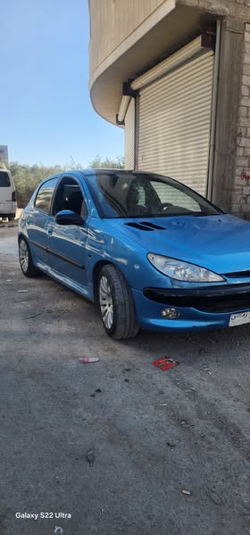 بيجو 206 2000 - صورة 1
