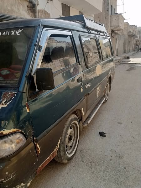هيونداي H1 1998 - صورة 2