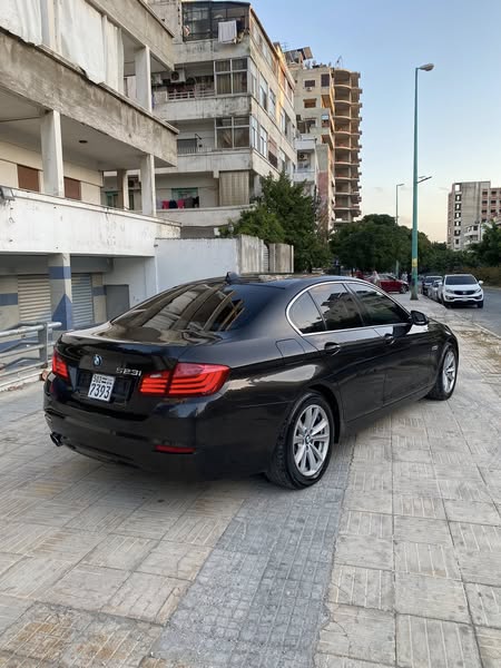 BMW 5 Series 2015 - صورة 3