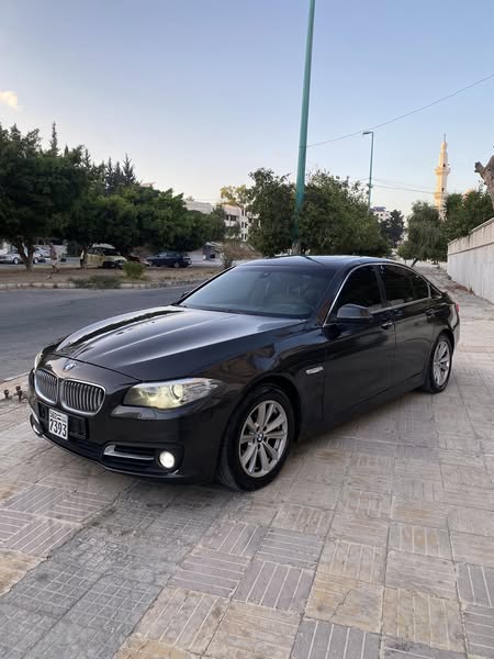 BMW 5 Series 2015 - صورة 4