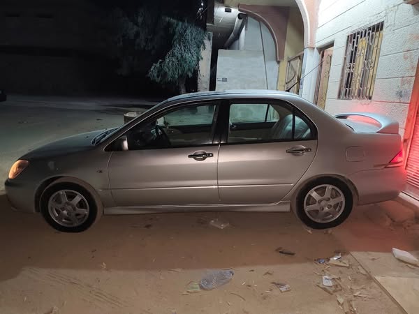ميتسوبيشي Lancer 2006 - صورة 1