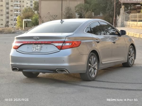 هيونداي أزيرا 2015 - صورة 4