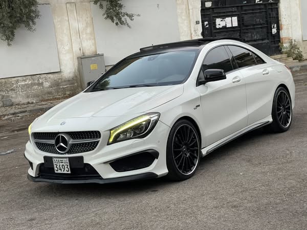 Mercedes-Benz CLA 2011 - صورة 3