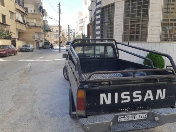 نيسان بيكاب 1993 - صورة 2