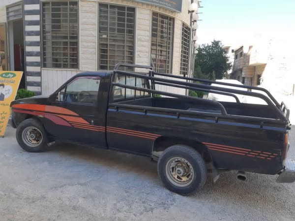 نيسان بيكاب 1993 - صورة 3