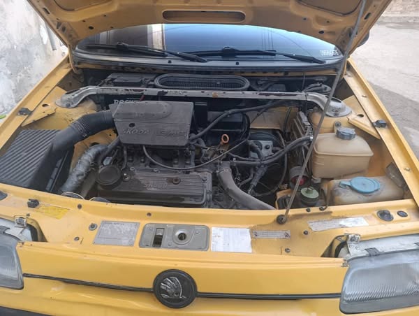 سكودا Pickup 2001 - صورة 2