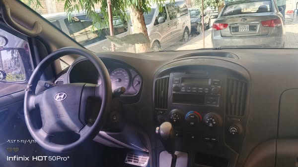 هيونداي H1 2014 - صورة 5
