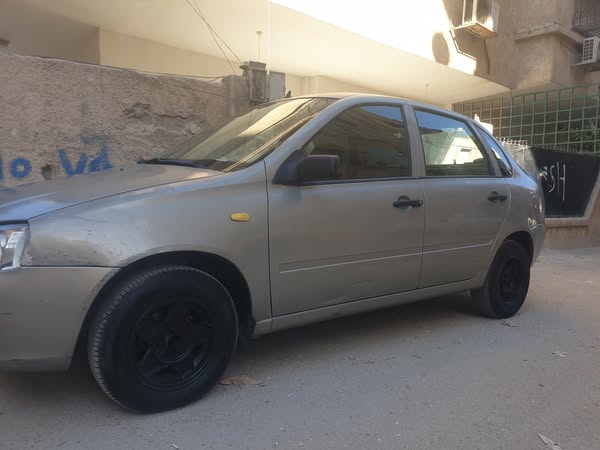 Lada Kalina 2006 - صورة 1