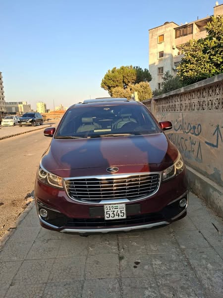 كيا كرنفال 2015 - صورة 1