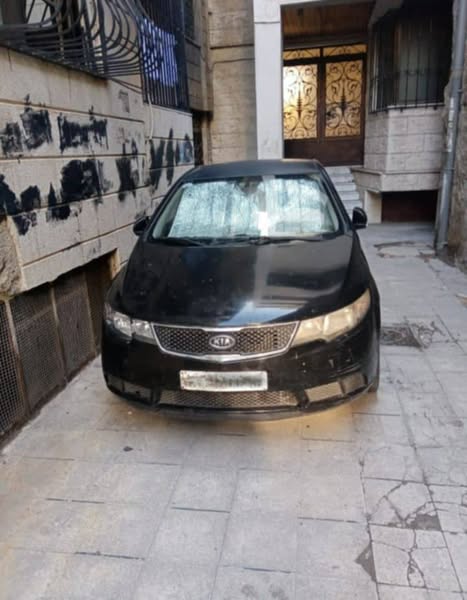 كيا فورتي 2010 - صورة 1