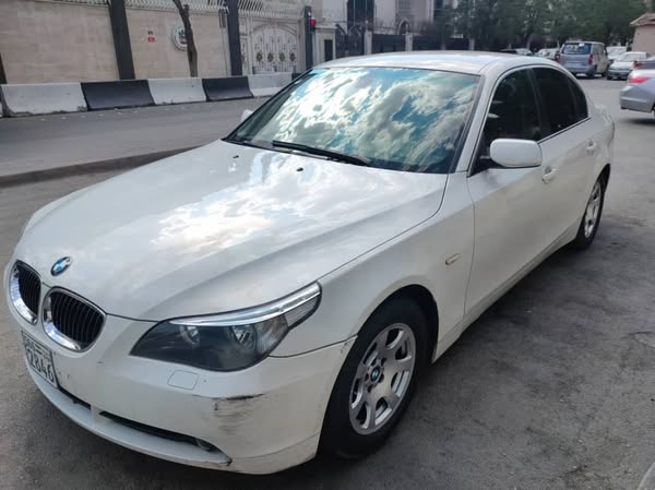 بي إم دبليو 523i 2006 - صورة 2