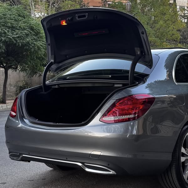 مرسيدس-بنز C200 2018 - صورة 5