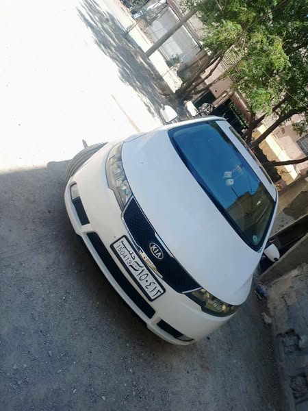 كيا فورتي 2010 - صورة 1