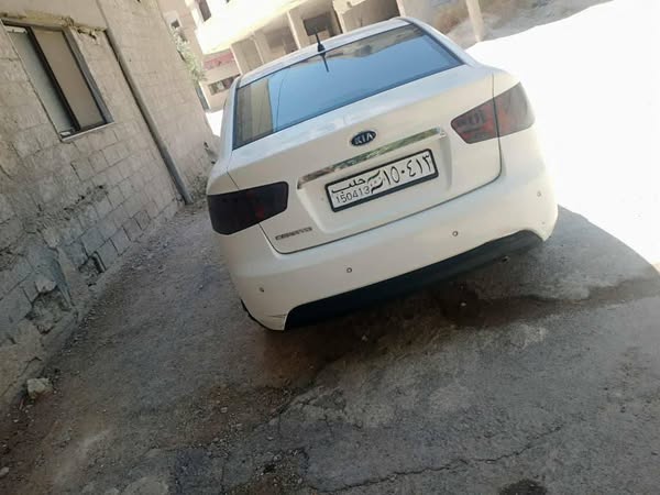 كيا فورتي 2010 - صورة 4