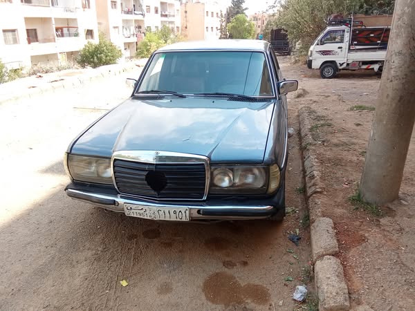 مرسيدس-بنز 230 1984 - صورة 1