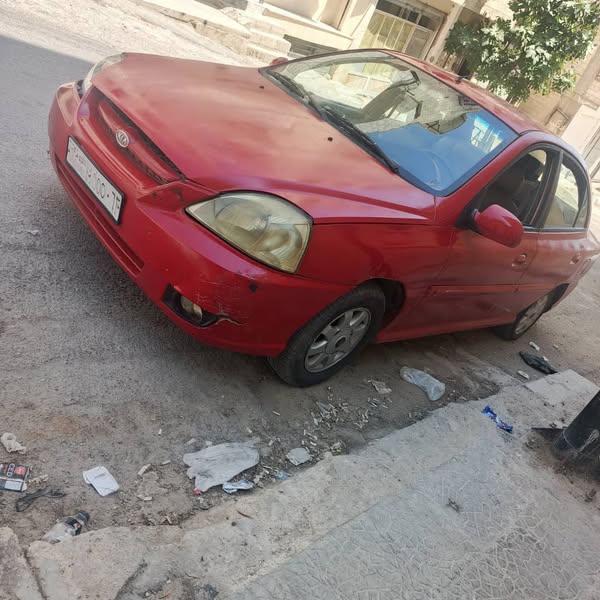 كيا ريو 2002 - صورة 1