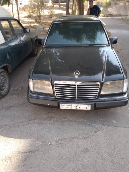 مرسيدس-بنز 300 1988 - صورة 1