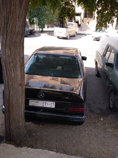 مرسيدس-بنز 300 1988 - صورة 2