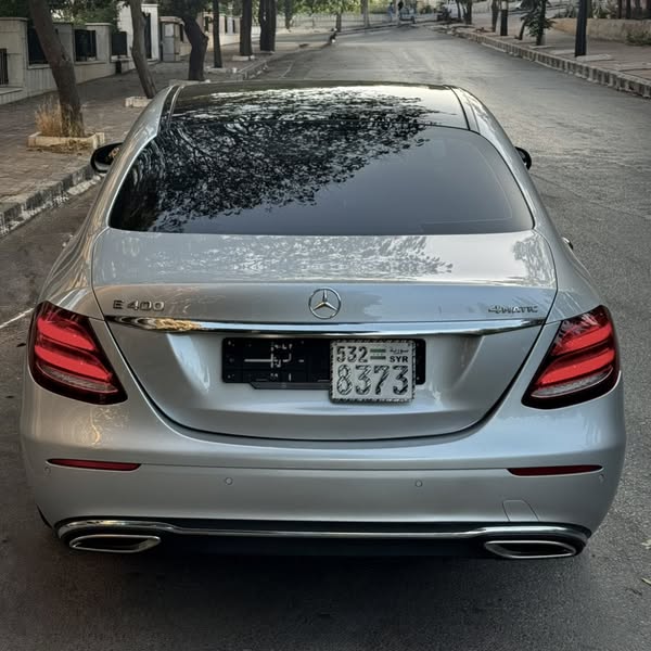 Mercedes-Benz E 400 2017 - صورة 3