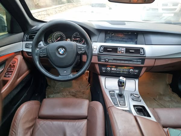 BMW 5 Series 2013 - صورة 1