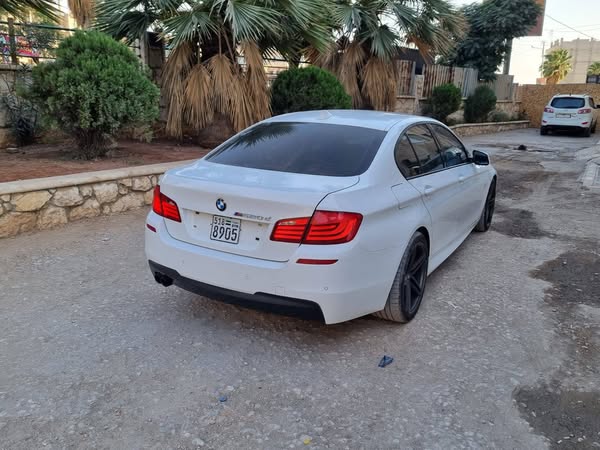 BMW 5 Series 2013 - صورة 5