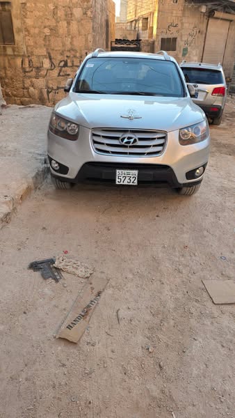 Hyundai Santa Fe 2010 - صورة 1