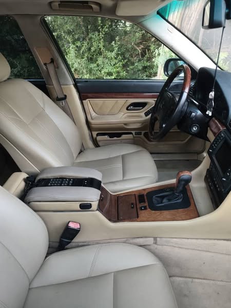 BMW 728 2001 - صورة 2
