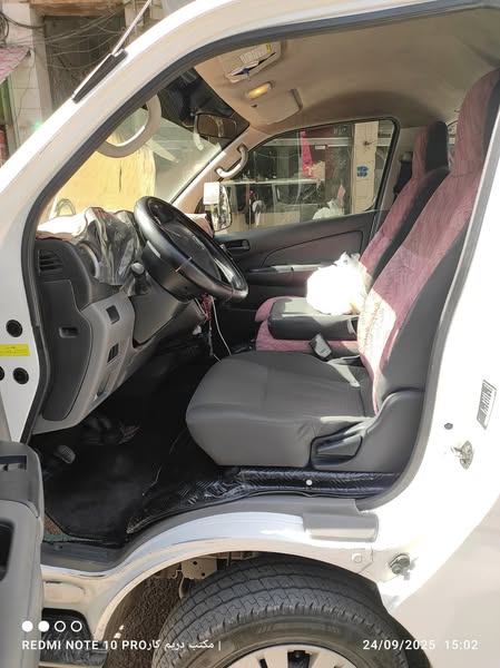 نيسان اورفان 2016 - صورة 5