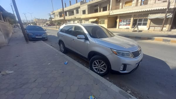 كيا سيرنتو 2015 - صورة 2