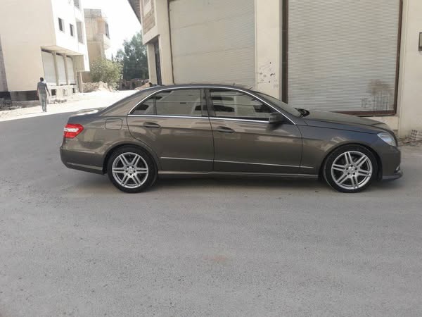 مرسيدس-بنز E-Class 2011 - صورة 5